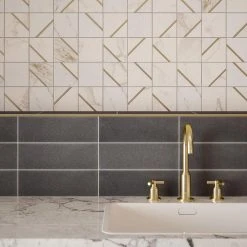 Jazzy White/Gold 11.75 in. x 11.75 in. Square Honed Calacatta Marble/Gold Metal Mosaic Tile (9.588 sq. ft./Case) by Jeffrey Court -Ivy Hill Tile Sales white jeffrey court marble tile 13031 1f 1000